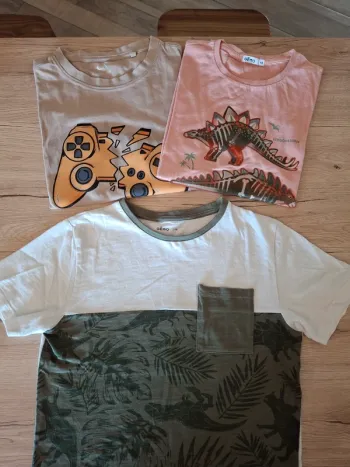Tea shirts 10 ans