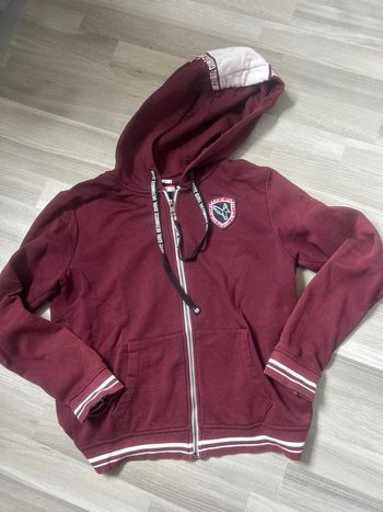 Gilet zippe capuche taille S Jennifer