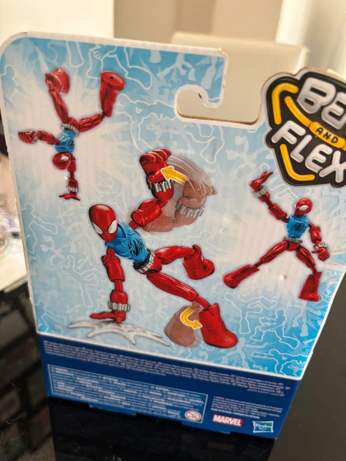 Figurine Scarlet Spider - Bend and Flex Marvel Spider-Man - Neuf - photo numéro 4