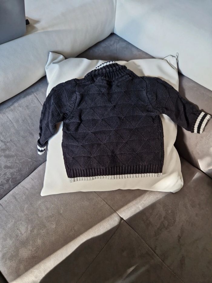 Veste pull bébé 6 mois - photo numéro 3