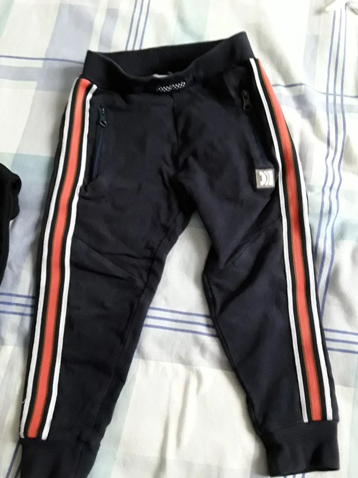 Lots bas de jogging - photo numéro 2