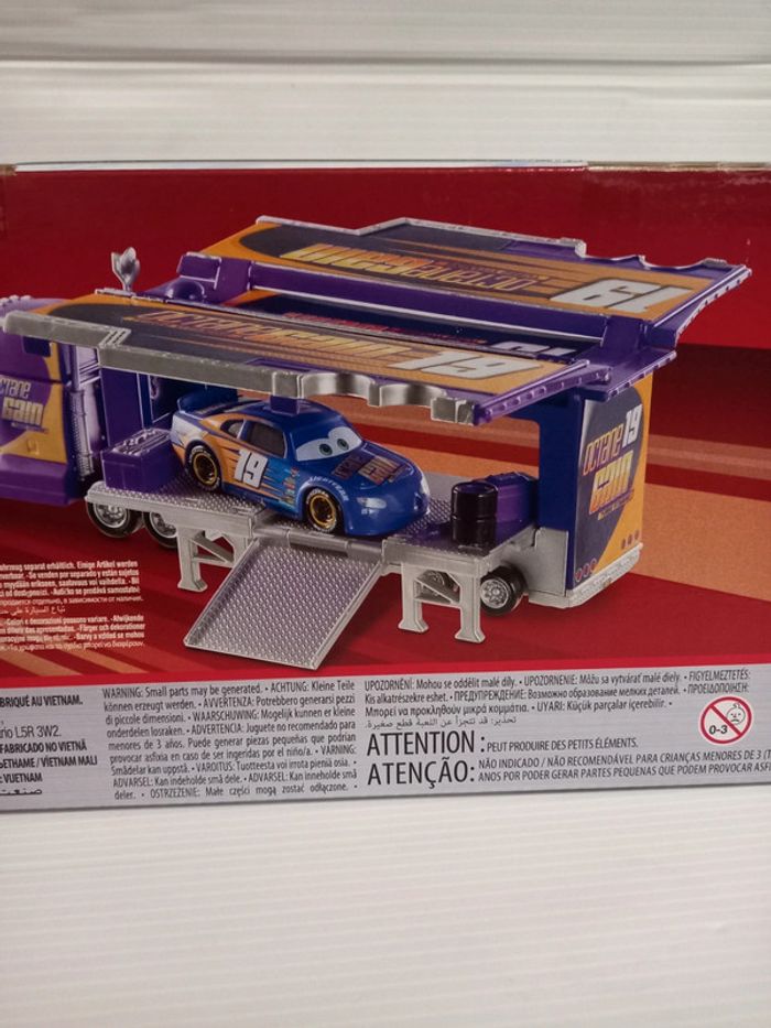 Cars camion de transport Bobby swift - photo numéro 9