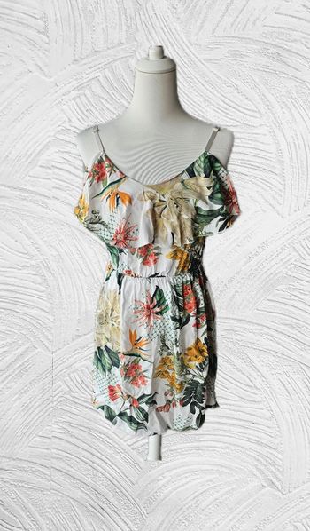 Robe avec ses fleurs multicolore, New collection, taille 38