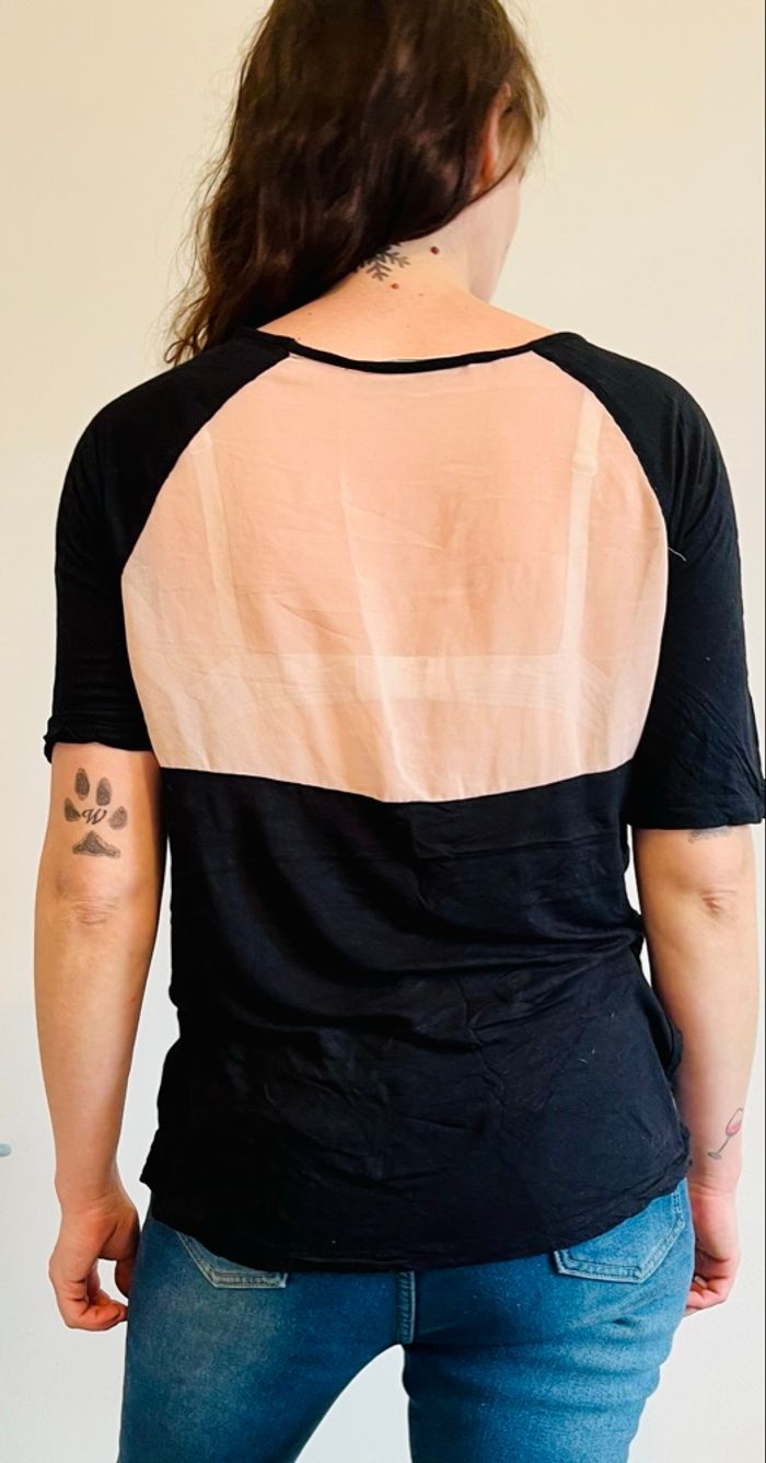 T-shirt bicolore noir et beige SH Basic - Taille M/38 - Très bon état - photo numéro 2