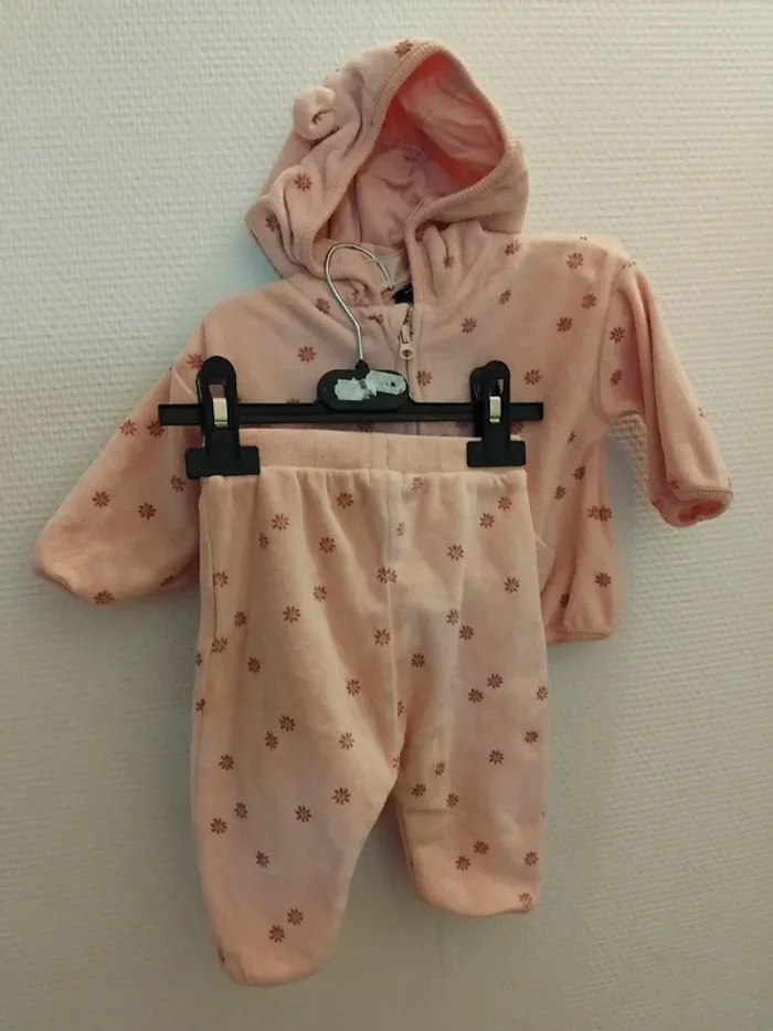 Ensemble fille 6mois veste + pantalon