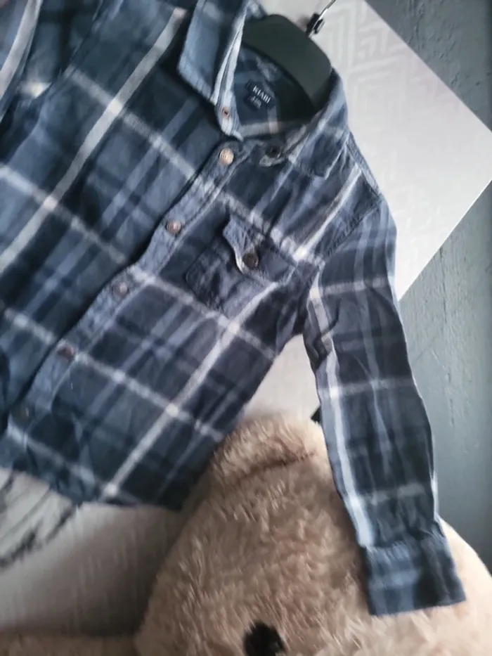 Chemise 4ans - photo numéro 3