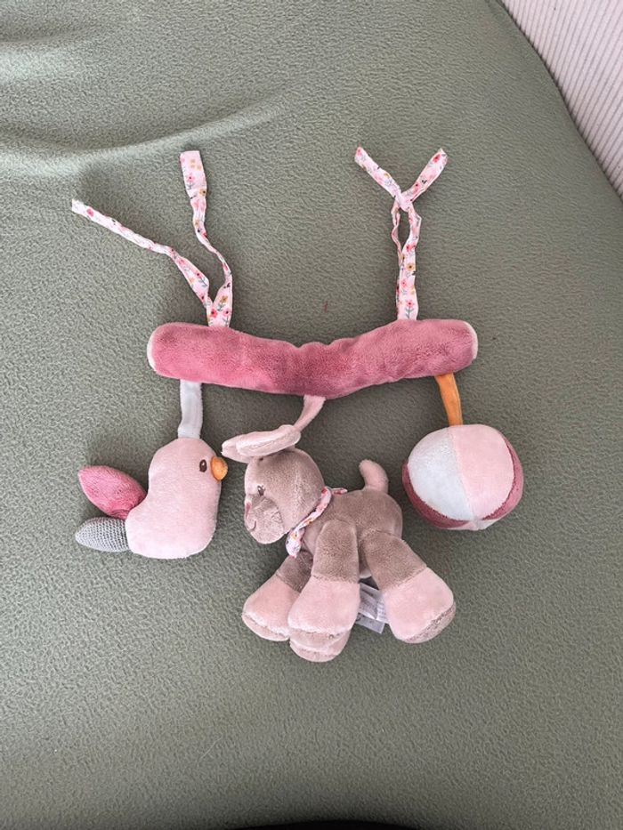Jouets à suspendre nattou