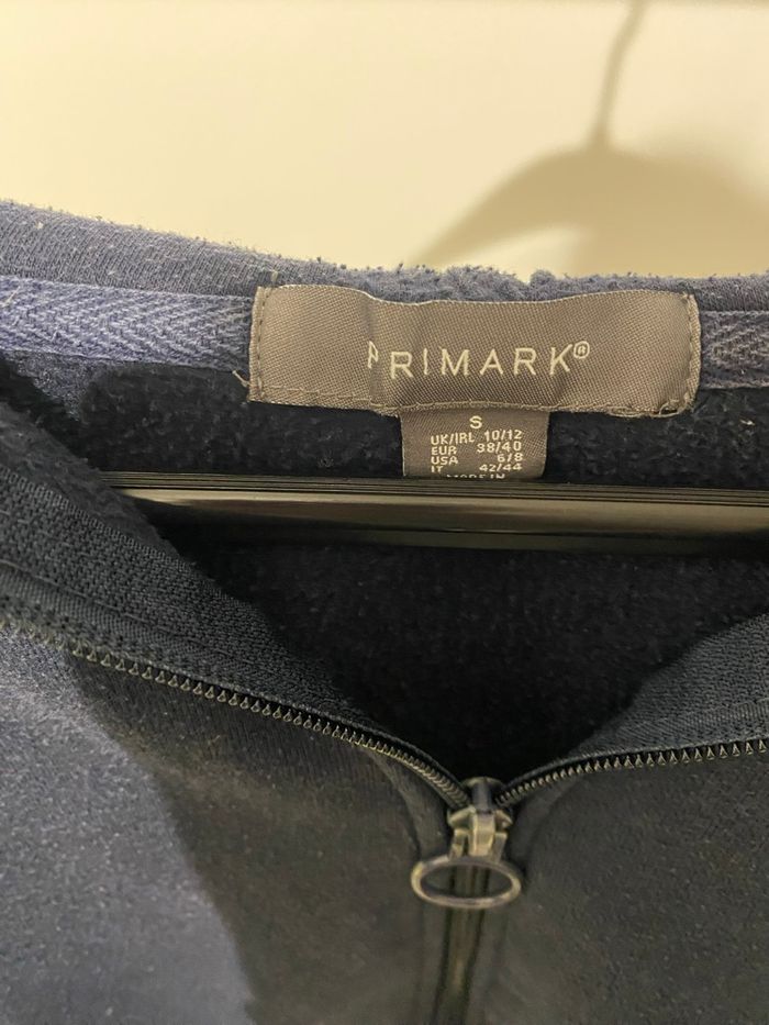 Veste de jogging, couleur bleu marine taille 38