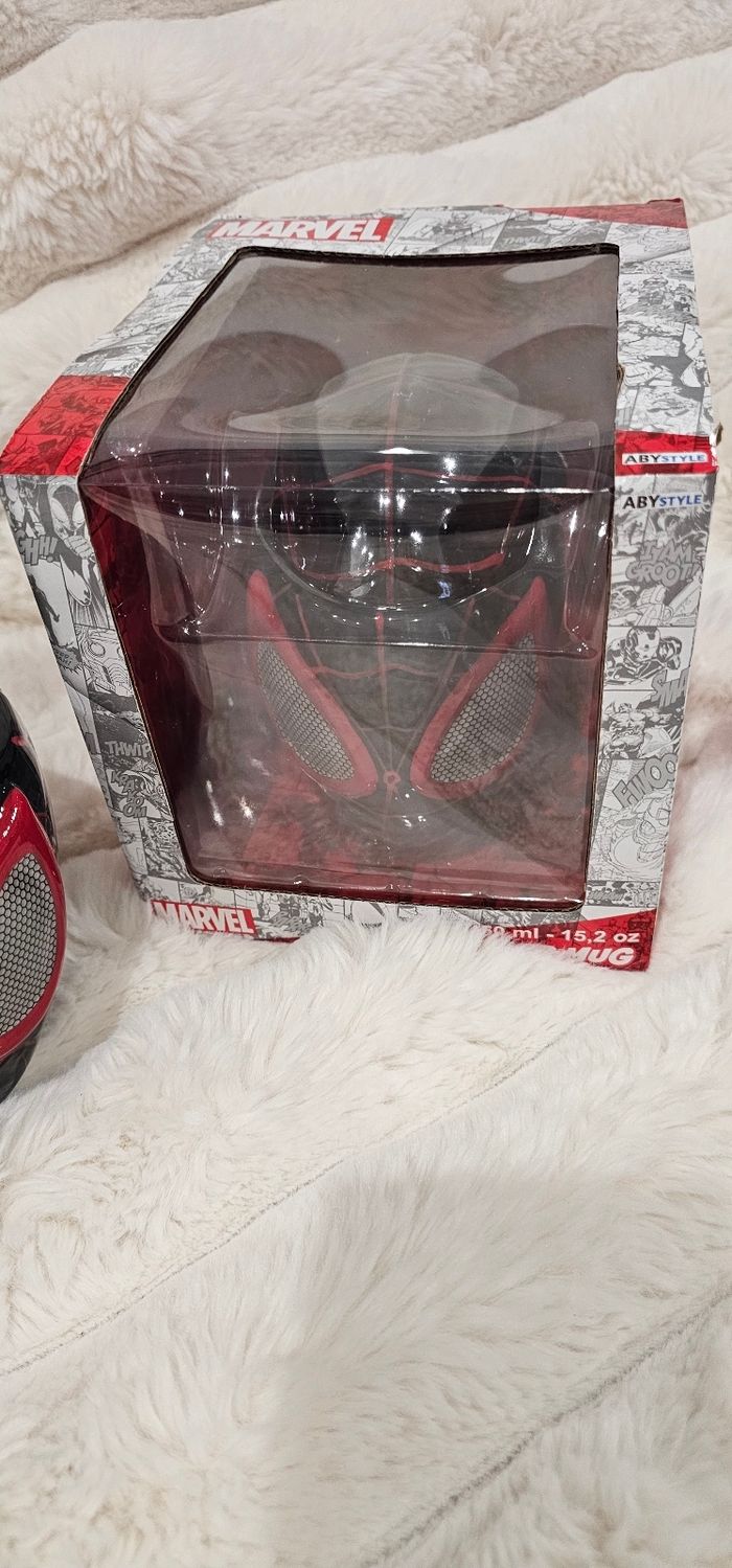 Magnifique mug 3D Spiderman noire & rouge Marvel Neuf - photo numéro 5