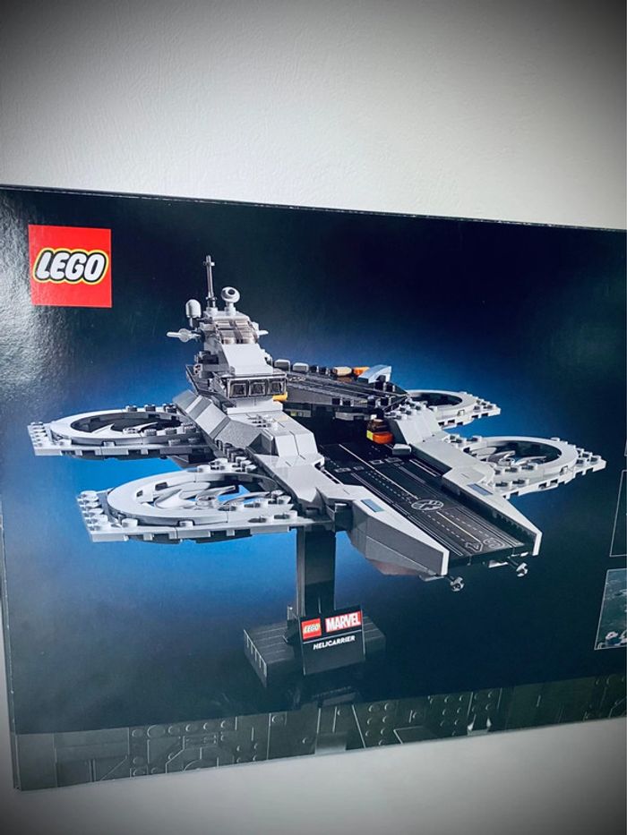 LEGO Marvel 76295 - L’Heliporteur des Avengers - Neuf et Scellé - photo numéro 8