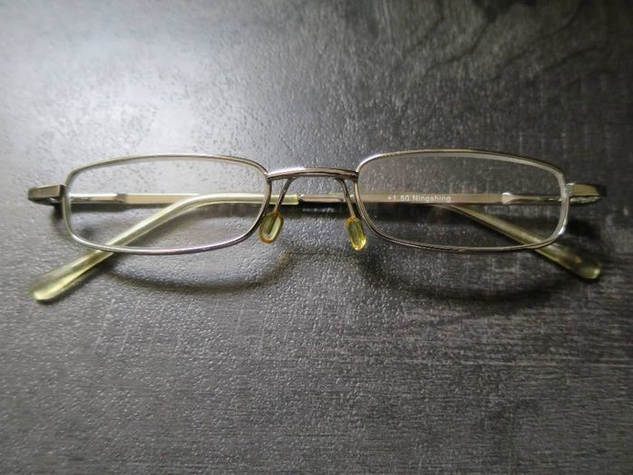 Paires de Lunettes Loupe - photo numéro 7