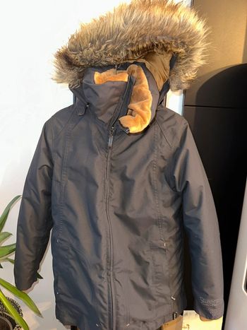 Manteau d’équitation fouganza taille 10 ans