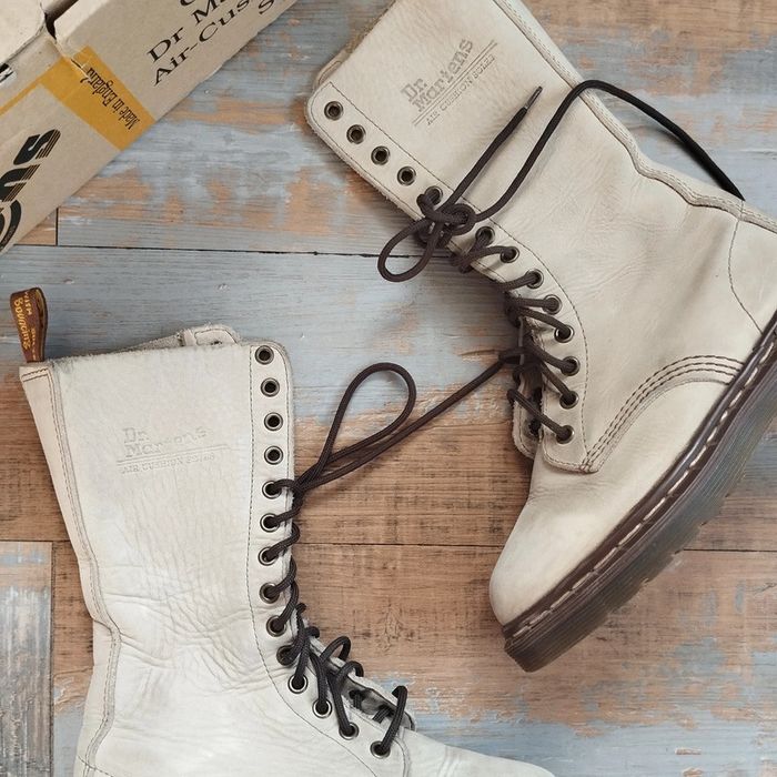 Dr. Martens Vintage Made in England Taille 36 - Daim Rare & Collector 🤍 - photo numéro 2