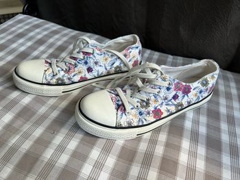 Baskets basses en toile fille