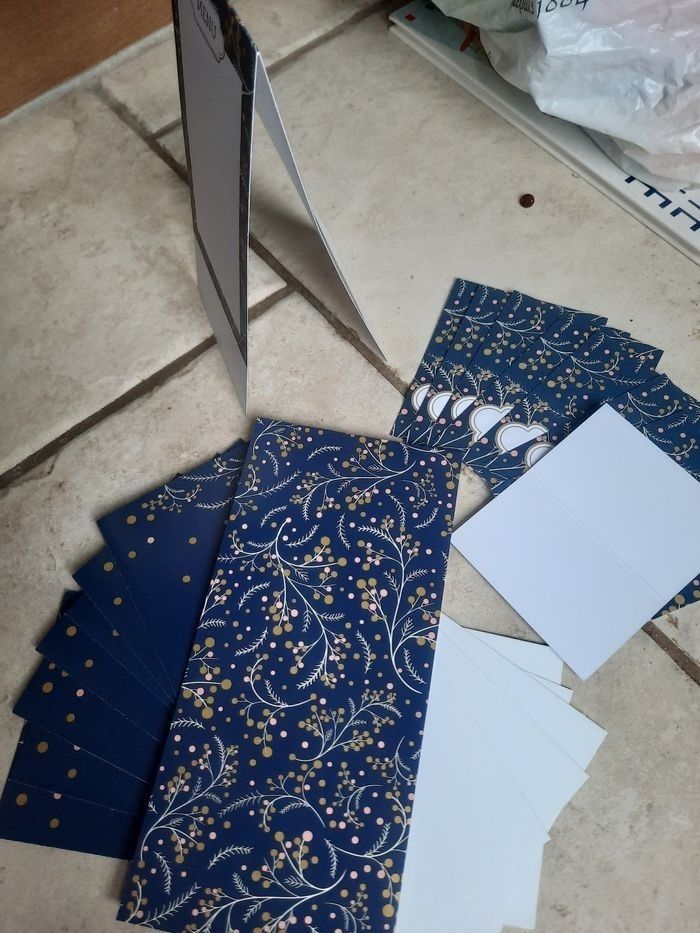 Decoration de table noél marque place porte couvert ou cadeau prénom - photo numéro 3