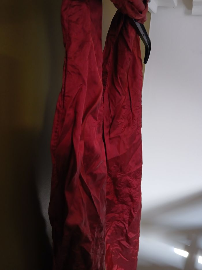 Etoffe Foulard bordeaux - photo numéro 3