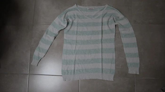 Pull à rayures blanc et vert - photo numéro 3