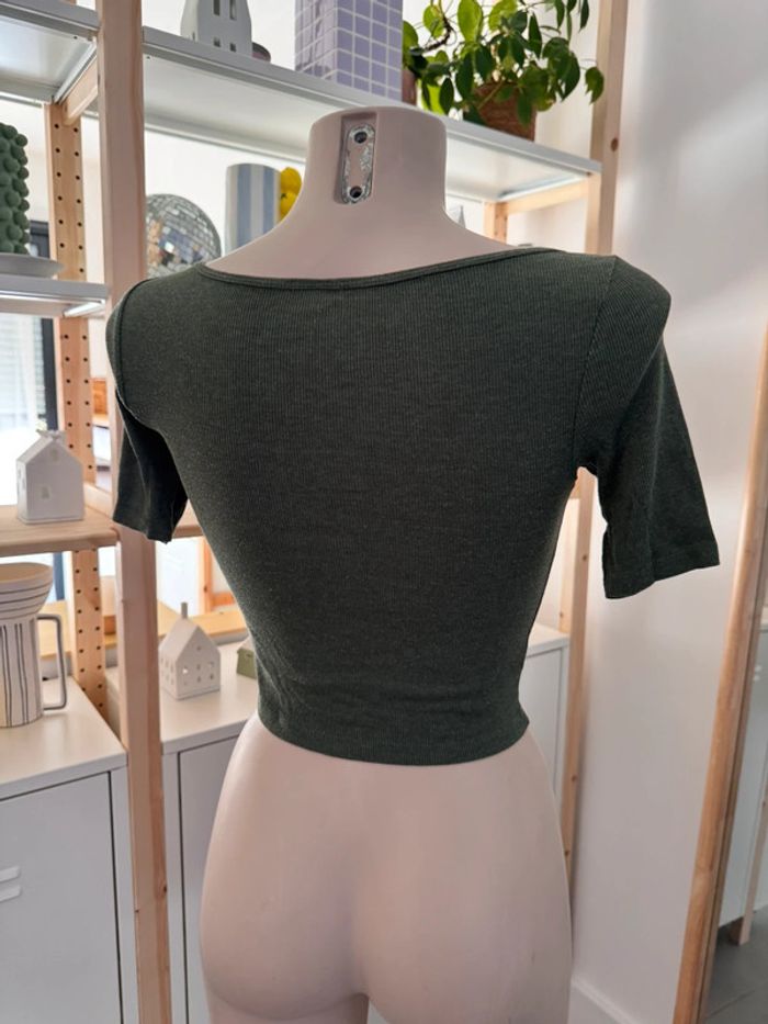 Crop top kaki - photo numéro 2