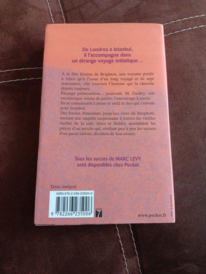 Livre L'étrange voyage de Monsieur Daldry de Marc Levy - photo numéro 2