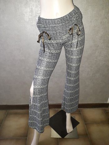 pantalon ouvert aux jambes kulun taille 32/34
