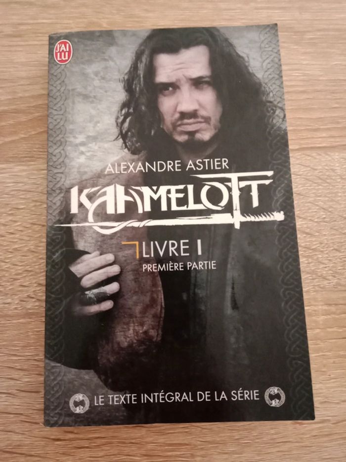 Alexandre Astier 🪅 Kamelott livre I première partie