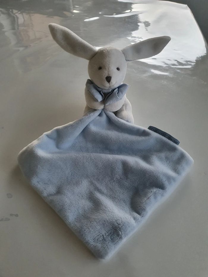 Lapin bleu doudou et compagnie