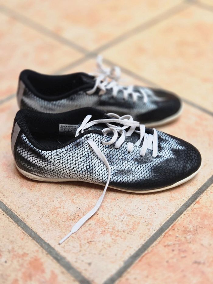 Chaussure de foot - photo numéro 2