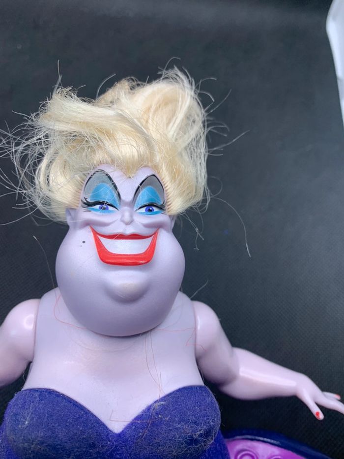 Poupée Disney Ursula la petite sirène - photo numéro 3