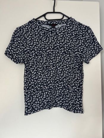 t-shirt bleu marine fleuris taille M