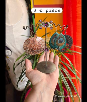 Boucles d’oreilles – 3 € pièce