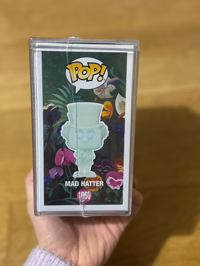 Funko Pop Disney Mad Hatter (Glow) 5000 pcs avec protection - photo numéro 5