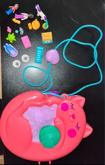 Polly Pocket chat câlin