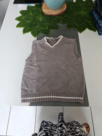 Pull sans manche 6 ans