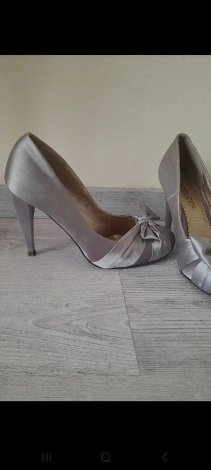 Escarpins argentés - photo numéro 2