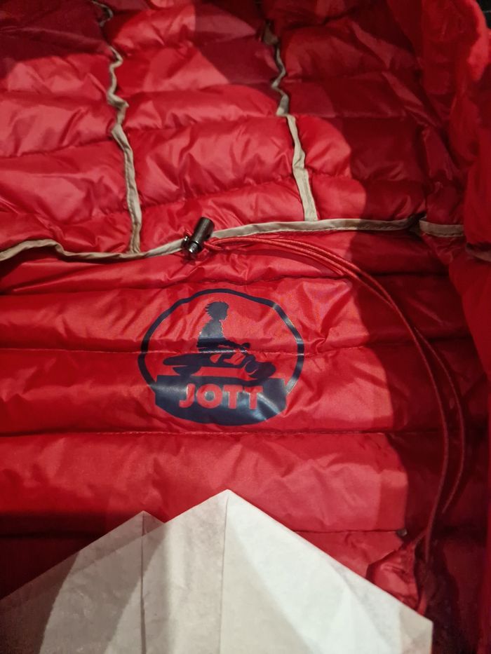 Doudoune JOTT Cloe rouge – Taille S – Neuve - photo numéro 3