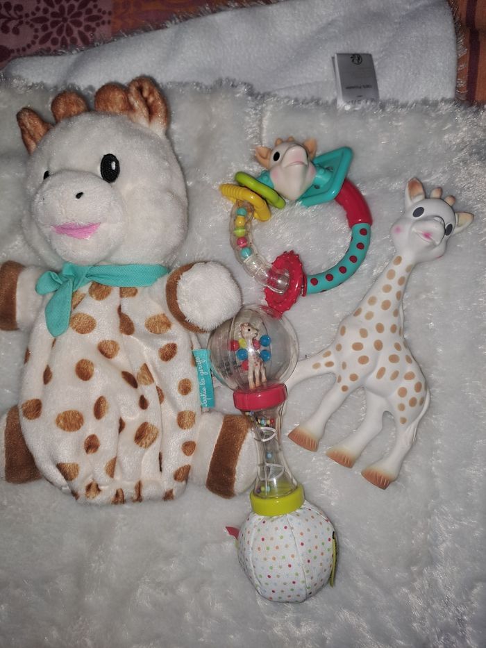 Lot jouet bébé