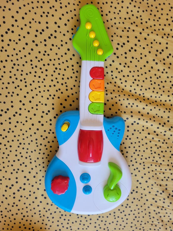 Guitare enfant - photo numéro 2