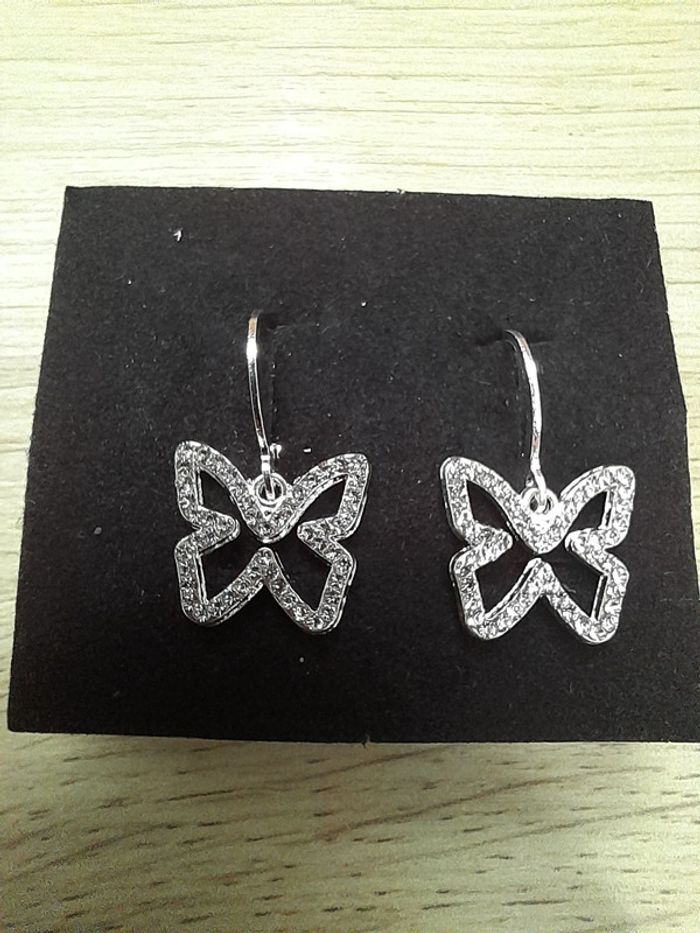 Boucles d'oreilles pendantes, papillons, plaquées argent - photo numéro 2