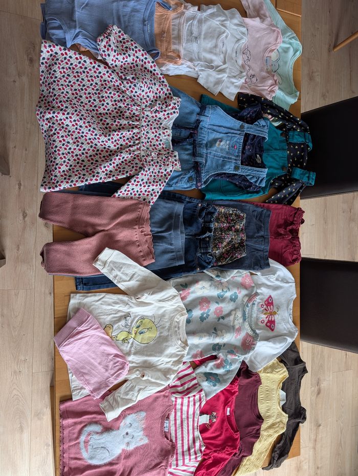 Lot vêtements 24 mois