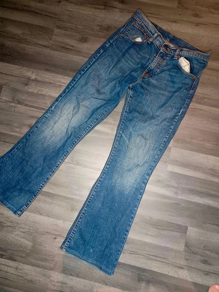 Jean Levi's pate d'éléphant sans le patch derrière