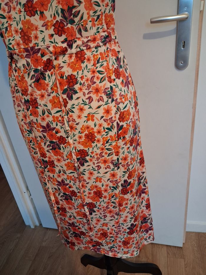 Robe fleurie - photo numéro 2