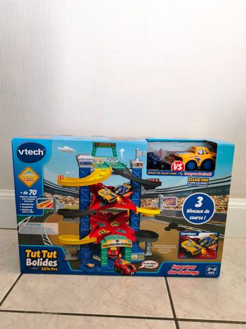 Super tour duo challenges Tut Tut bolides