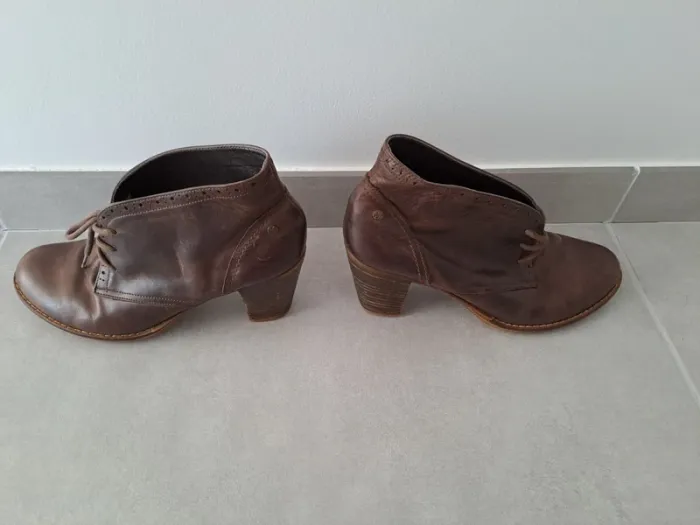 Bottines à Lacets en Cuir - Taille 40 - Style Élégant et Confortable - photo numéro 3