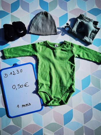 D1230 - body 1 mois garçon