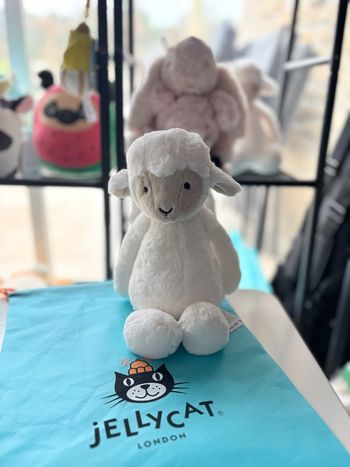 Jellycat Skipson agneau moyen 