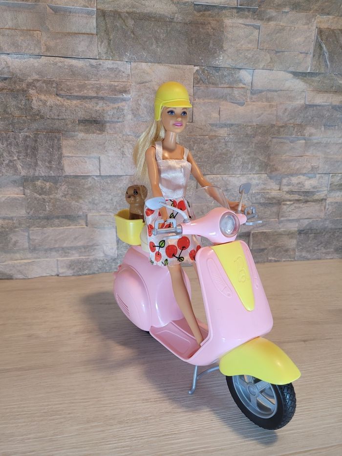 BARBIE Scooter + Chien - photo numéro 2