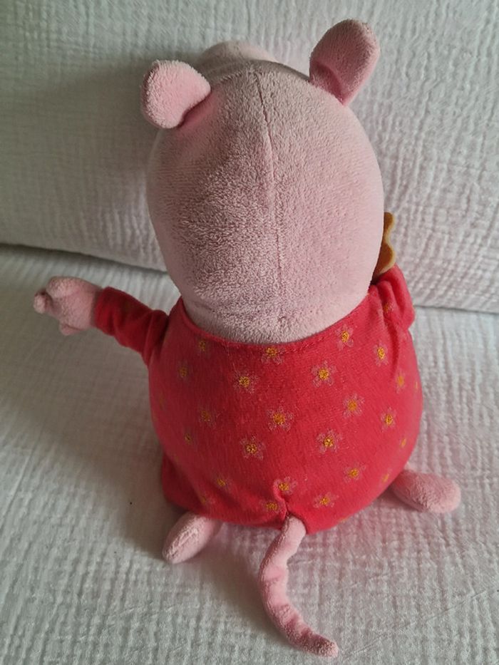 Peluche Peppa Pig - photo numéro 4