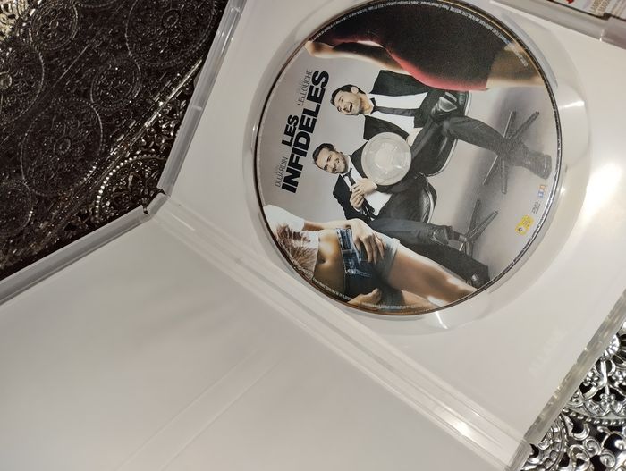 Lot de 2 DVD Dujardin 💖 - photo numéro 4