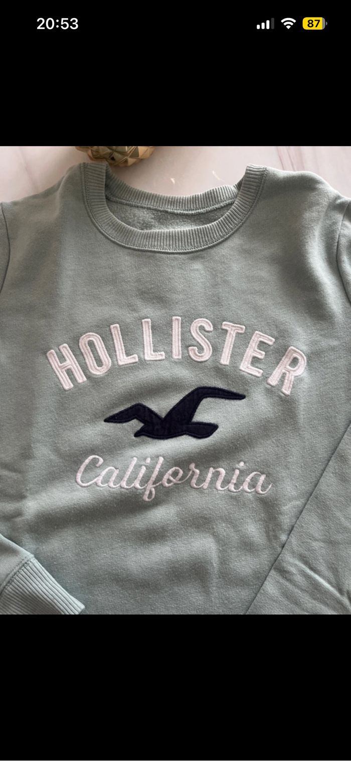 Sweat turquoise Hollister - photo numéro 2