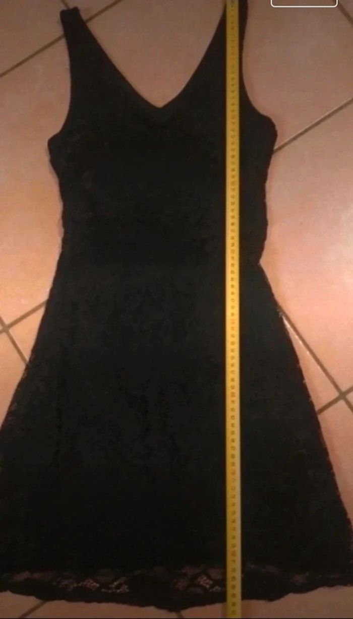 Magnifique robe noir à dentelles sexy et chic taille  s - photo numéro 9